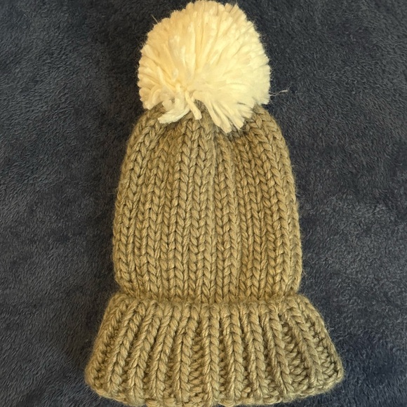 Forever 21 Knit Beanie - Picture 1 of 1
